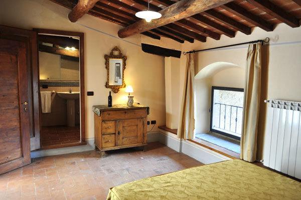 Agriturismo Fattoria Di Gragnone Hostal Habitación foto