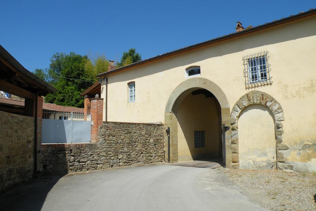 Agriturismo Fattoria Di Gragnone Hostal Exterior foto